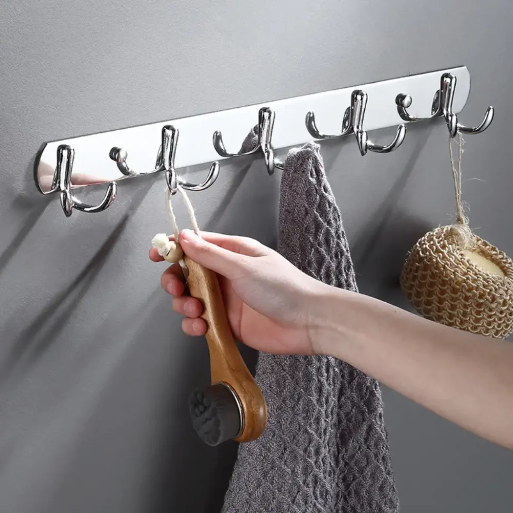 Móc treo quần áo gắn tường inox 304 với 2 chấu, tiện lợi và hiện đại. 12 logo shop 2025 09 08T152525.019